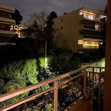 Joli Avec Terrasse Au Calme 公寓